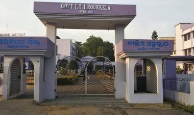 ଛାତ୍ରଛାତ୍ରୀଙ୍କୁ ଭଣ୍ଡାଉଛି ସରକାରୀ ଆଇଟିଆଇ