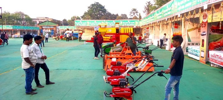 ଜିଲ୍ଲାସ୍ତରୀୟ କୃଷି ଯନ୍ତ୍ରପାତି ମେଳା ଉଦ୍ଘାଟିତ, ଠିକ ଭାବେ ପ୍ରଚାର ପ୍ରସାର ହୋଇ ନ ଥିବାରୁ ଚାଷୀ ଙ୍କ ମଧ୍ୟରେ ଅସନ୍ତୋଷ