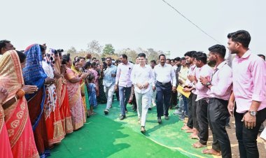 5T ସଚିବ ଭି.କେ.ପାଣ୍ଡିଆନ୍ ଙ୍କ ମୟୂରଭଞ୍ଜ ଜିଲ୍ଲା ପରିଦର୍ଶନ