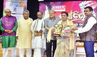 ତ୍ରିପୁରା ମିଶ୍ର ପାଇଲେ ‘ପରୀକ୍ଷିତ ଜେନା ବାଣୀଚିତ୍ର ସମ୍ମାନ’