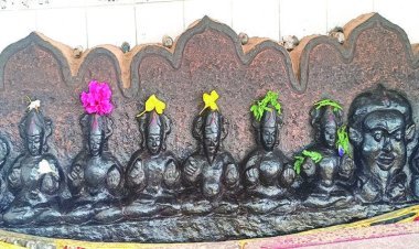 ଭାର୍ଗବୀରେ ବୁଡ଼ିରହିଛି ପ୍ରାଚୀନ ମନ୍ଦିରର ଧ୍ବଂସାବଶେଷ