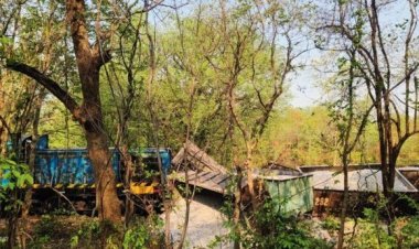 ବରଗଡ଼ରେ ଲାଇନ୍‌ଚ୍ୟୁତ୍ ହେଲା ଚୂନପଥର ବୋଝେଇ ଟ୍ରେନ୍