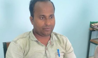 ୨୫ ହଜାର ଟଙ୍କା ଲାଞ୍ଚ ନେଇ ଫସିଲେ ଆରଆଇ