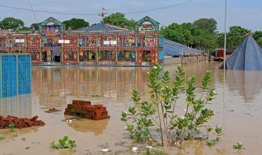 ବନ୍ୟା ଜଳରେ ବୁଡିଲା ଯାତ୍ରା ପେଣ୍ଡାଲ