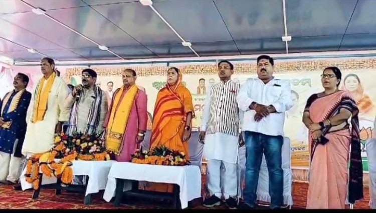 ଟିଟିଲାଗଡ ରେ ମନମୋହନ ସାମଲ ଙ୍କୁ ଭବ୍ୟ ସମ୍ବର୍ଦ୍ଧନା