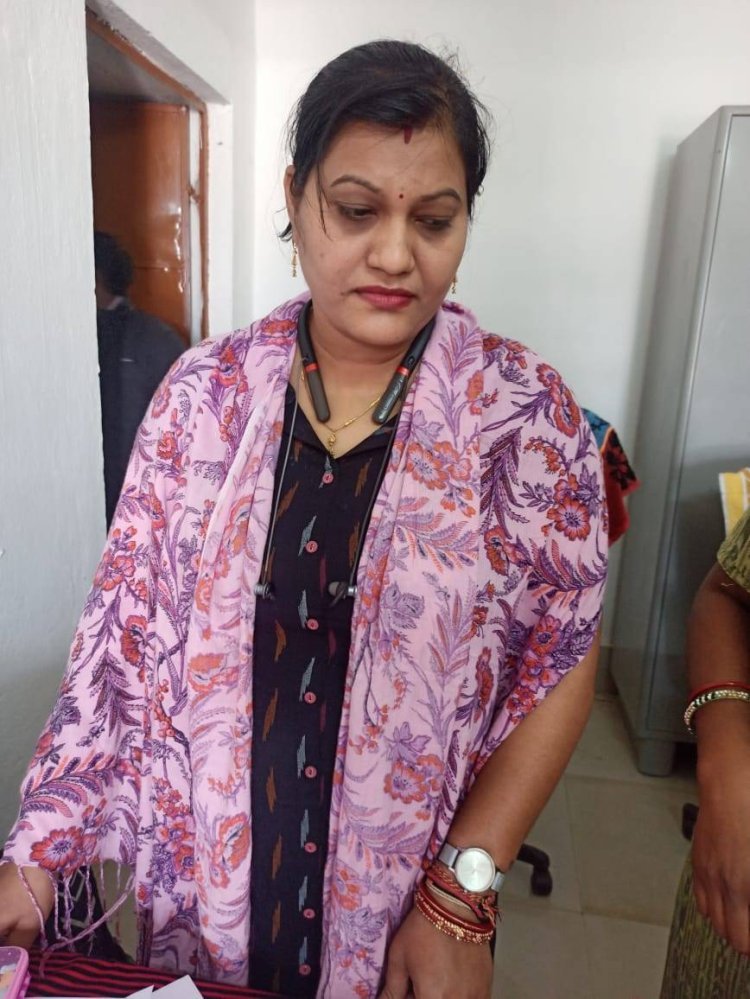 ଭିଜିଲାନ୍ସ ଜାଲରେ ମହିଳା ରାଜସ୍ବ ନିରୀକ୍ଷକ