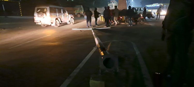 ମେସିନ୍ ଟାଣି ନେଲା କେବୁଲ୍,  ଉପାଡ଼ି ଦେଲା ବିଦ୍ୟୁତ୍ ଲାଇଟ୍ ଖୁଣ୍ଟ