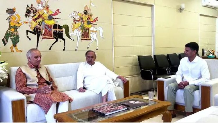ନବୀନ ନିବାସରେ ମୁଖ୍ୟମନ୍ତ୍ରୀଙ୍କୁ ଭେଟିଲେ,ଗଜପତି ମହାରାଜା