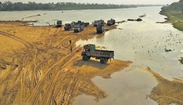 ମେସିନ୍ ଯୋଗେ ବାଲି ଉଠାଣ ଉପରେ ରୋକ୍ ଲଗାଇଲେ ହାଇକୋର୍ଟ