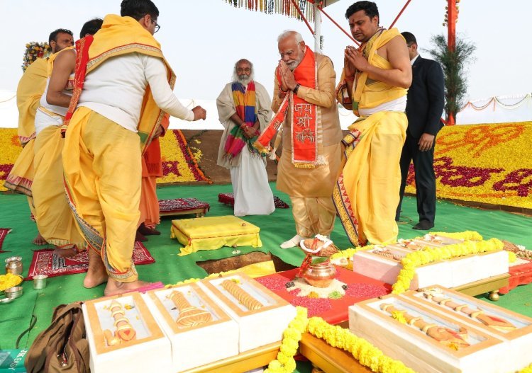 ଶ୍ରୀ କଲ୍କୀ ଧାମ୍ ମନ୍ଦିରର ଶିଳାନ୍ୟାସ କଲେ ମୋଦୀ