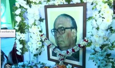 ବିଜୁ ପଟ୍ଟନାୟକଙ୍କ ପ୍ରତିମୂର୍ତ୍ତିରେ ମାଲ୍ୟାର୍ପଣ କଲେ ମୁଖ୍ୟମନ୍ତ୍ରୀ