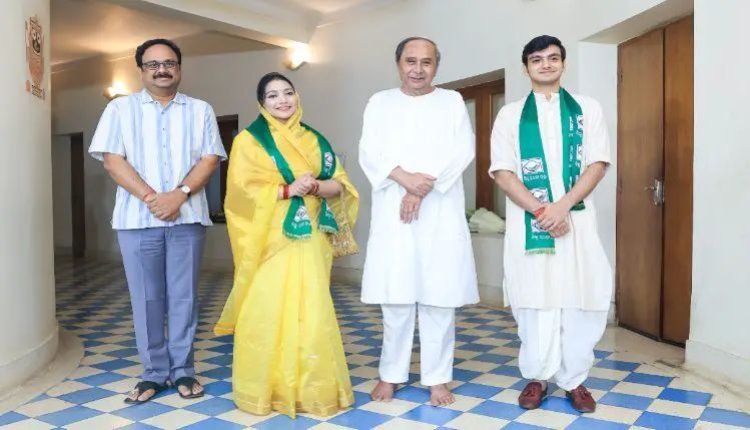 ବିଜେଡିରେ ଯୋଗ ଦେଲେ ସମ୍ବଲପୁର ସାଂସଦ